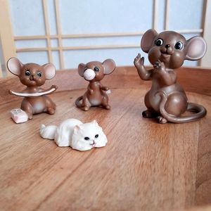Josef Originals Vintage Miniatures Mice and Persian Cat
